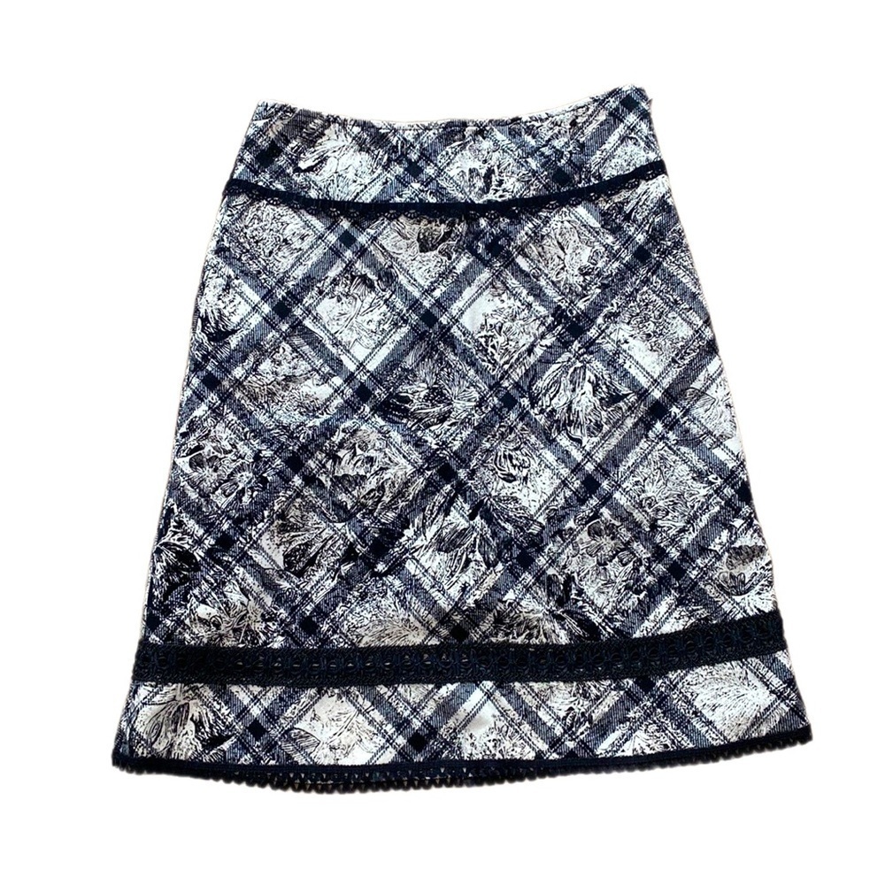 🌸Cynthia Steffe Floral Ric Rac lace detail skirt size 6